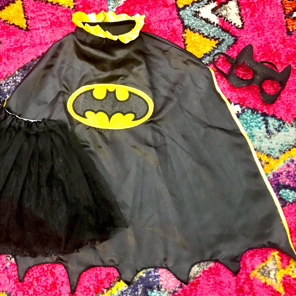 DC Comics Batman / Batgirl Costume Childs Small (3T-5T) Cape, Tutu, Mask